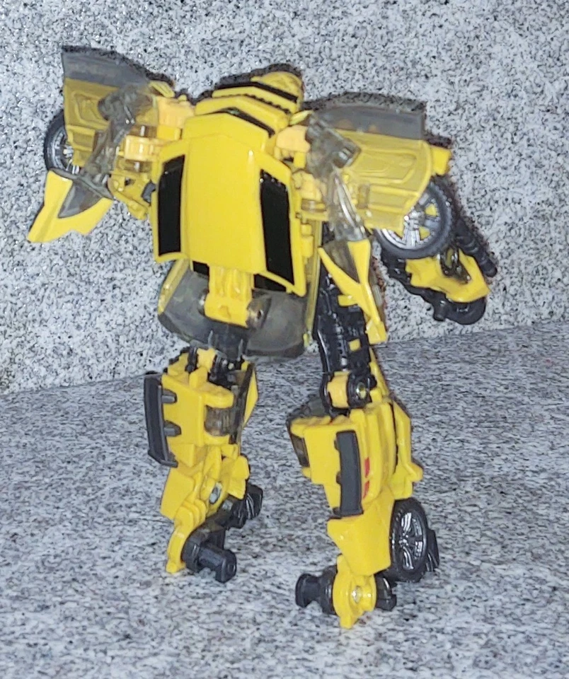 Transformers Studio Series 87 BUMBLEBEE Complete Dotm Deluxe Ss-87 Figure - Image 4 of 4