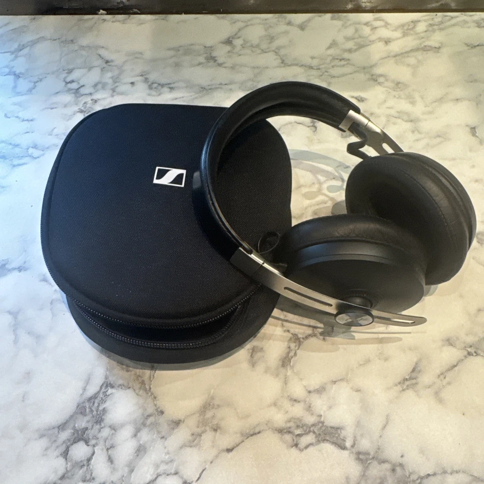 Sennheiser Momentum 3 Wireless, photo 1 of 5
