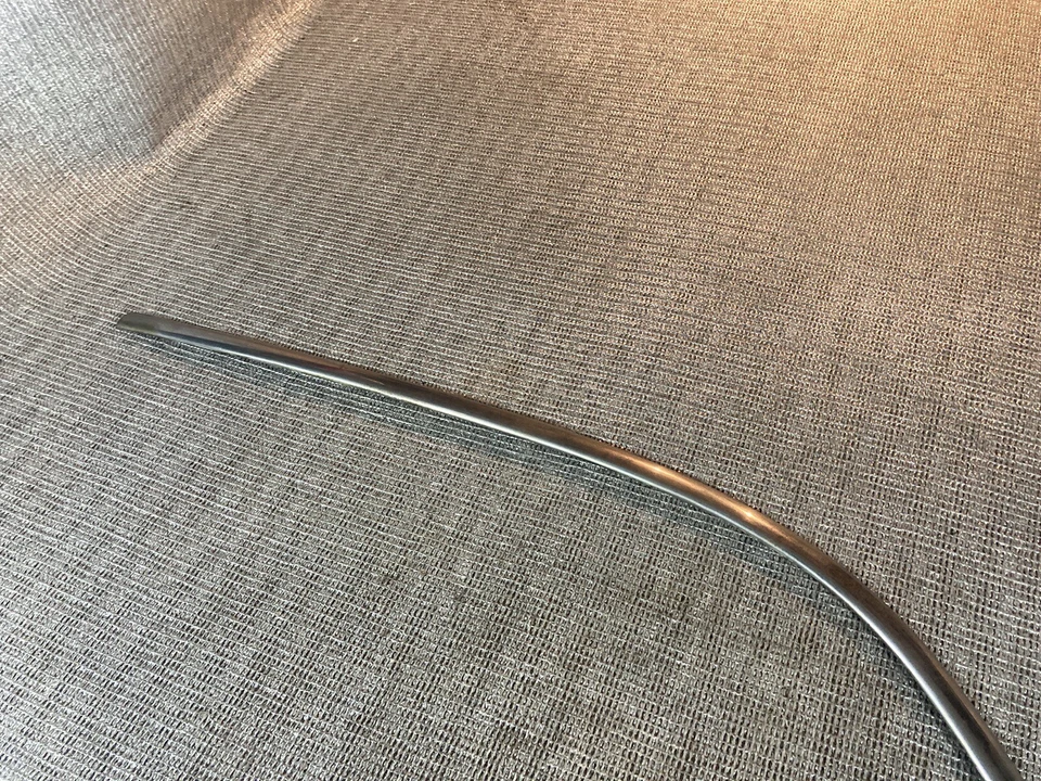 Chevrolet Styleine Deluxe cromo moldura puerta delantera derecha 1952 Foto 2 de 4