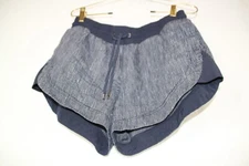 Athleta Womens 6 Beachside Bali Linen Shorts Blue Striped Breathable Lightweight