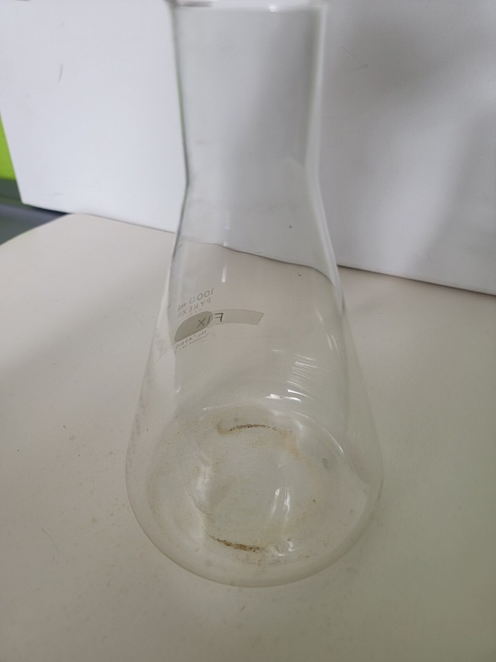 Pyrex Glass 1000ml No. 4980 Stopper No 9 Lab Beaker Flask Made in USA