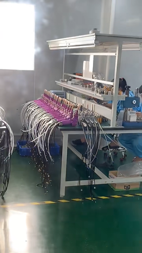 Pistola de soldadura láser de fibra portátil QILIN BWT20 cabezal de soldadura de hierro de corte de soldadura - Vídeo 1 de 1