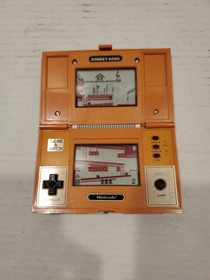 NINTENDO Donkey Kong Game and Watch  DK-52. MADE IN JAPAN 1982.