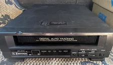 Emerson VCP680 Video Cassette Player AC/DC Power No Remote Turns On Read