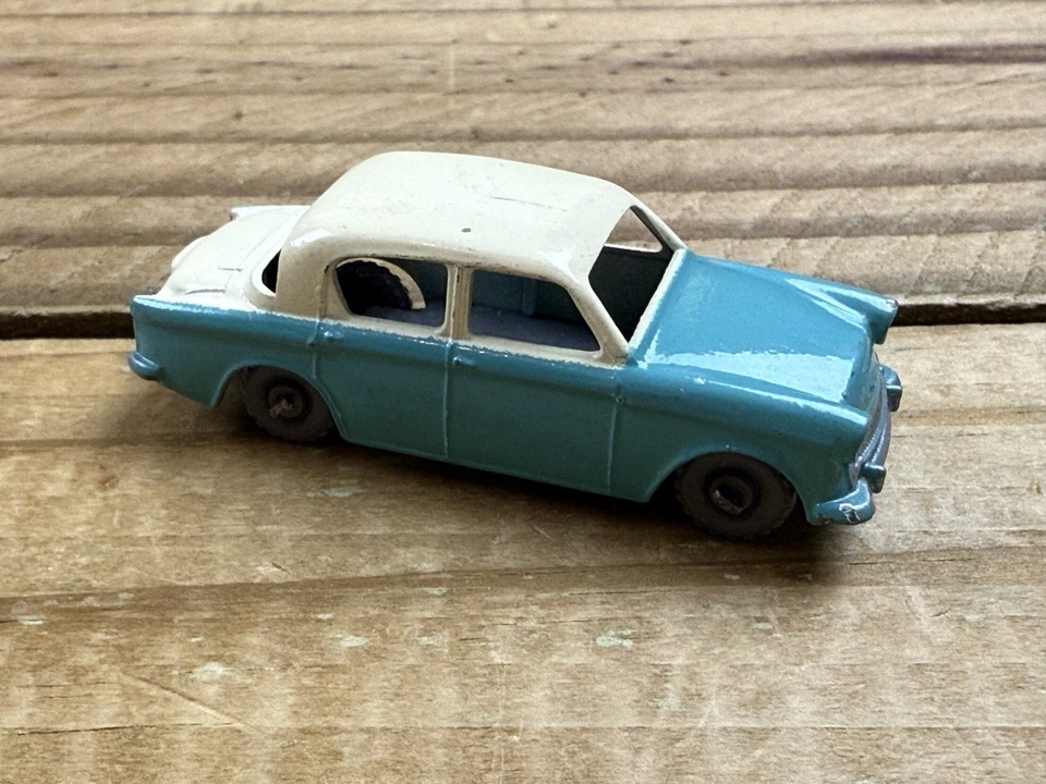 VTG 50's Lesney Matchbox Hillman Minx No. 43 Grey Plastic Wheels Made England - Image 2 of 4