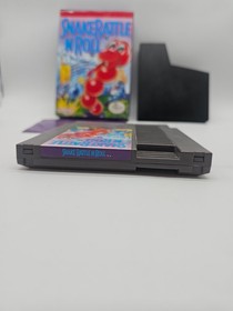 Snake Rattle 'n' Roll (Nintendo NES, 1991) Complete CIB - TESTED & Working !