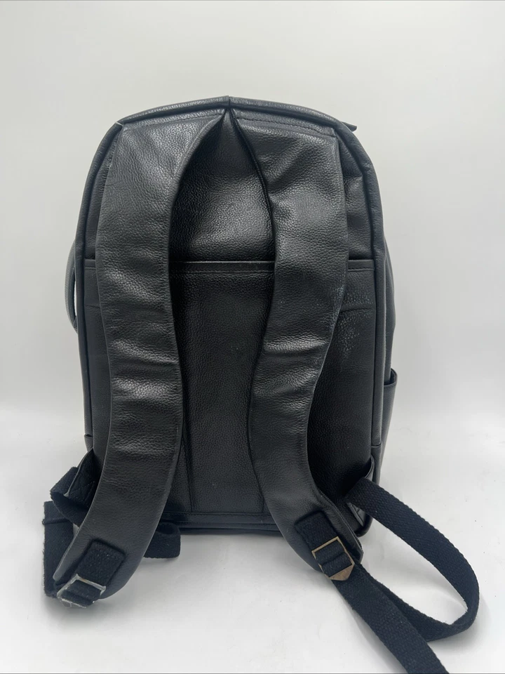 Mochila profesional con cremallera para hombre Johnston & Murphy de cuero negra para computadora portátil Foto 2 de 4