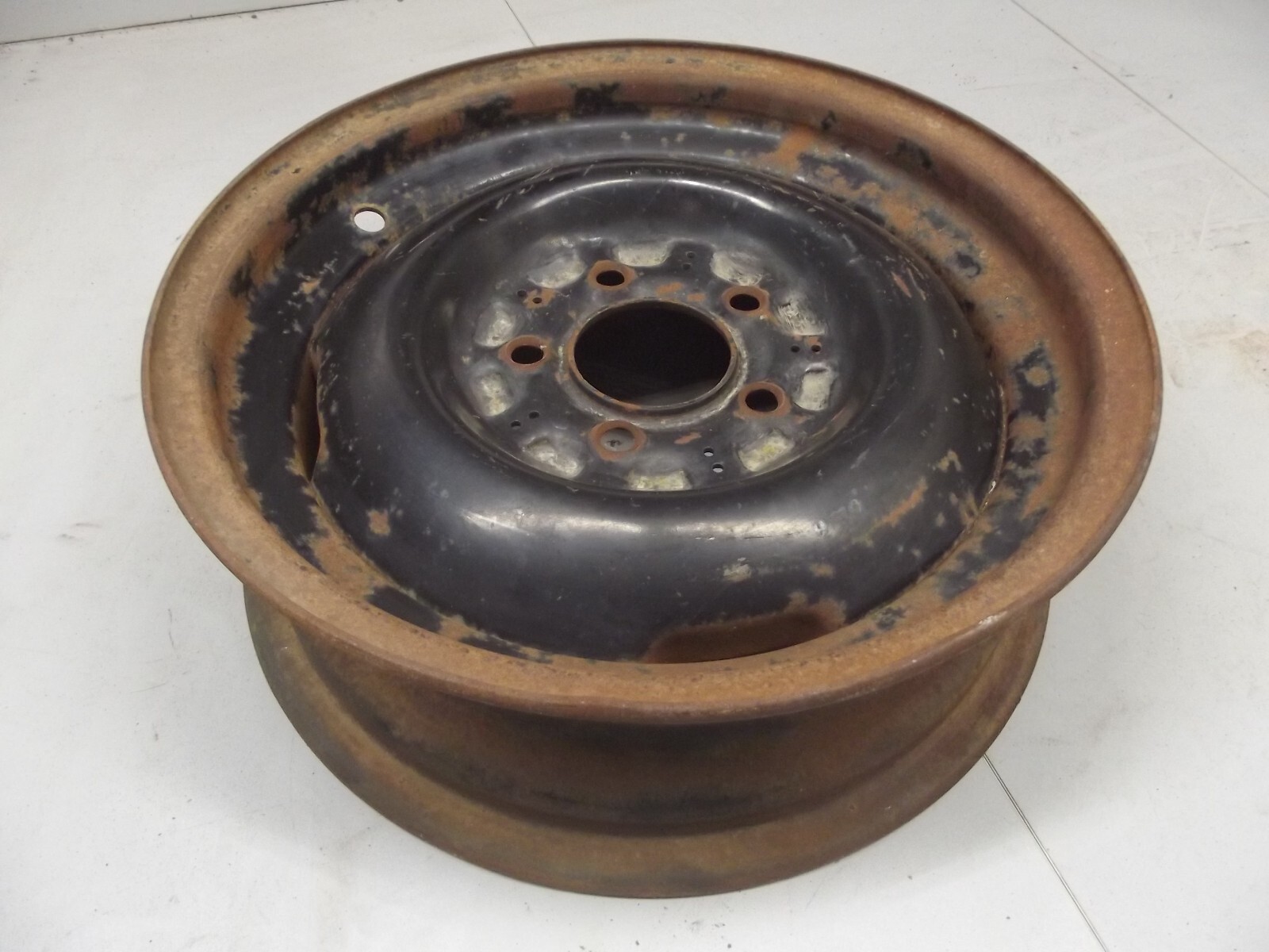 VINTAGE STEEL WHEEL RIM 15X5  5X4.5 LUG PATTERN wheels rims  SEE DETAILS