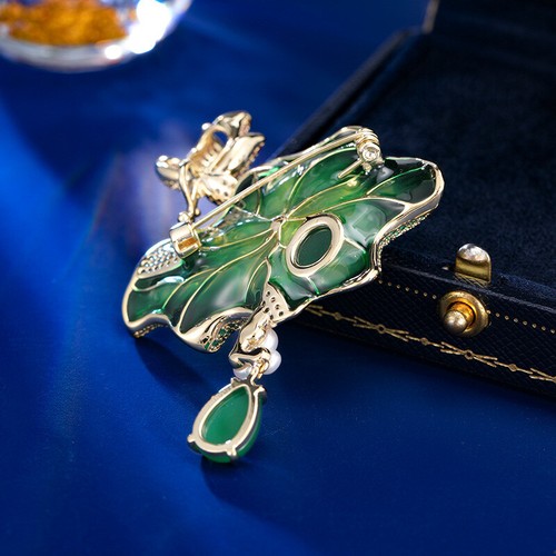 Vintage Enamel Rhinestone Leaf Freshwater Pearl Brooch Pin for Women Men Jewelry - Picture 5 of 7