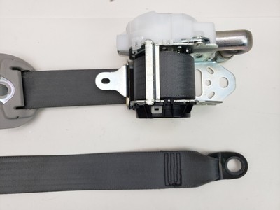 10 - 15 Toyota Prius Front Right Passenger Side Seat Belt Grey E22 