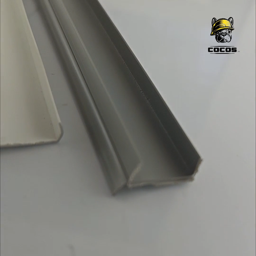 16mm - 19mm Sockeldichtung Küchensockel Abdichtungsprofil Sockelleiste Sockel . - Video 1 von 1