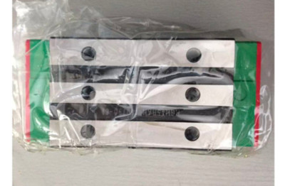 1 Pc. New   roller type Linear guide slider RGH55HA RGH55HAH