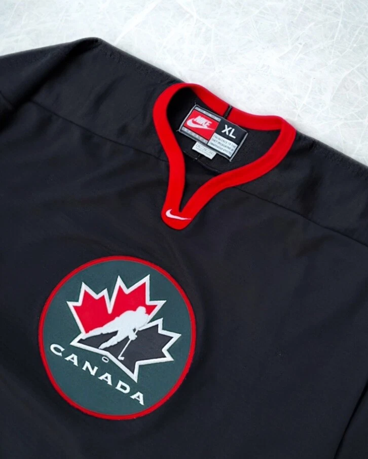 Camiseta deportiva de hockey Nike Team Canada negra roja hoja de arce hecha en Canadá XL vintage Foto 2 de 4
