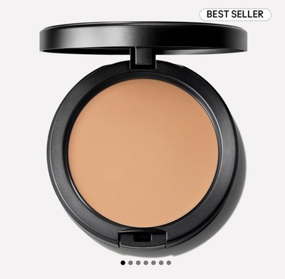 NWB M A C STUDIO FIX POWDER PLUS FOUNDATION *retails for 39$*