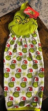 New with Tags Bioworld Dr. Seuss Grinch Kitchen Towel