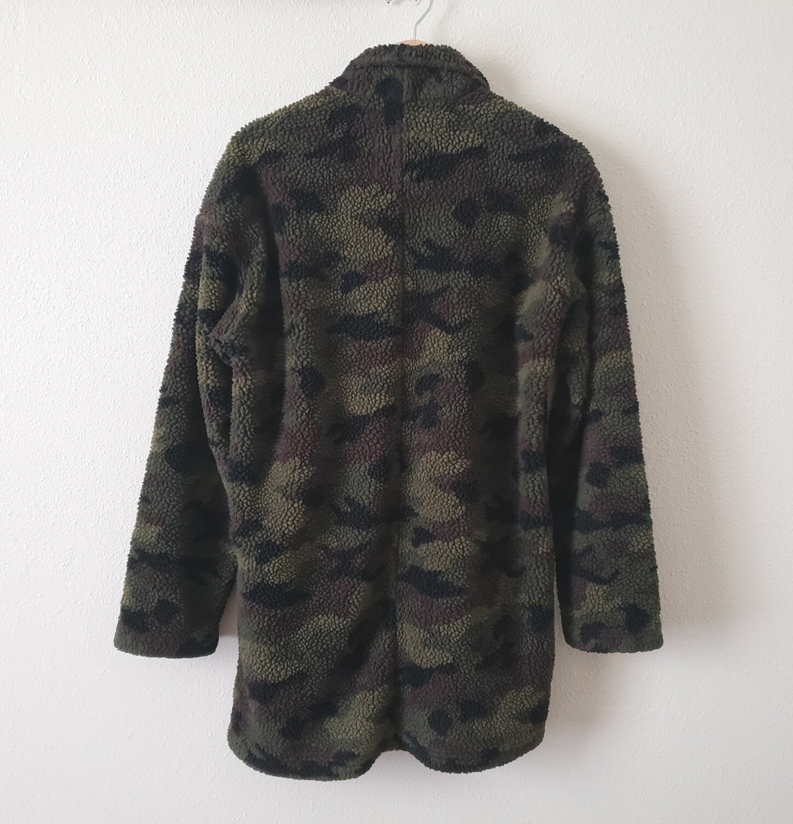 American Eagle Camo Sherpa AMERICAN EAGLE Camo Faux Sherpa Army