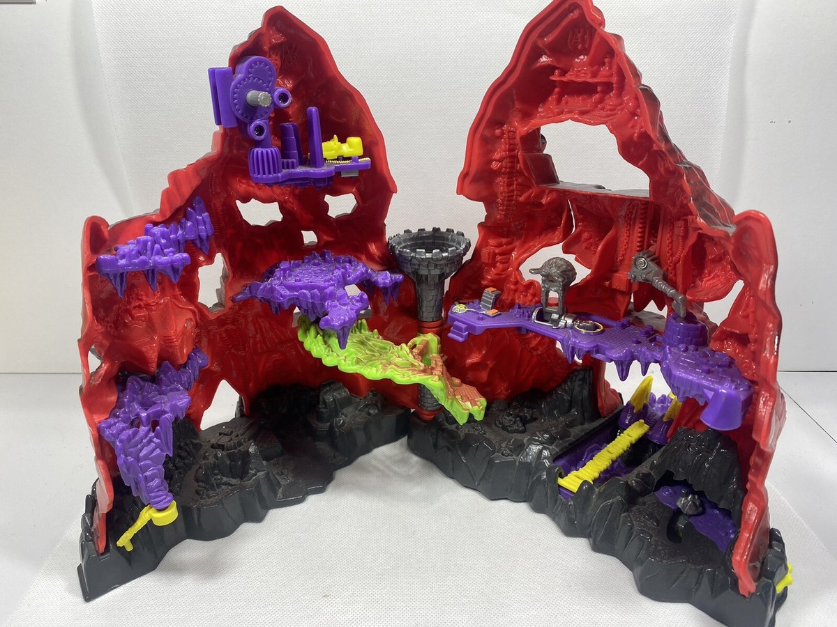 Vintage 90s Mighty Max Trapped in Skull Mountain Castle Playset | eBay