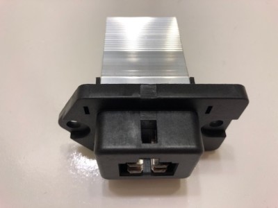 R074 New HVAC Blower Motor Resistor OEM# 971792J000
