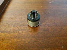 Vintage Amphenol 7-Pin Model R56-B/ Dynaquick 35w4 AdapterUse in Socket 8H