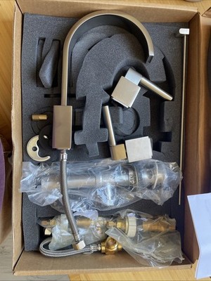 RH Restoration Hardware MODERN LEVER-HANDLE 8'' WIDESPREAD GOOSENECK FAUCET 063