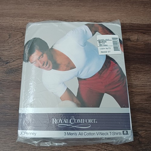 Paquete de 3 camisetas vintage JCPenney Royal Comfort para hombre talla M medianas blancas cuello en V - Imagen 1 de 2