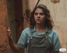 Dafne Keen His Dark Materials Autographed Signed 8x10 Photo ACOA