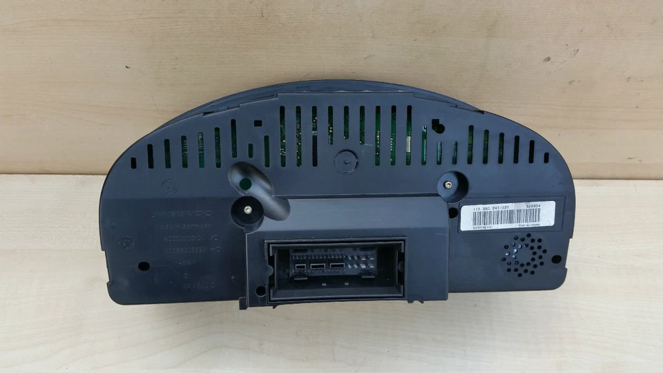 PANEL VELOCÍMETRO DE INSTRUMENTOS DE TABLERO DELANTERO VW GOLF MK5 1K0920961B Foto 4 de 4