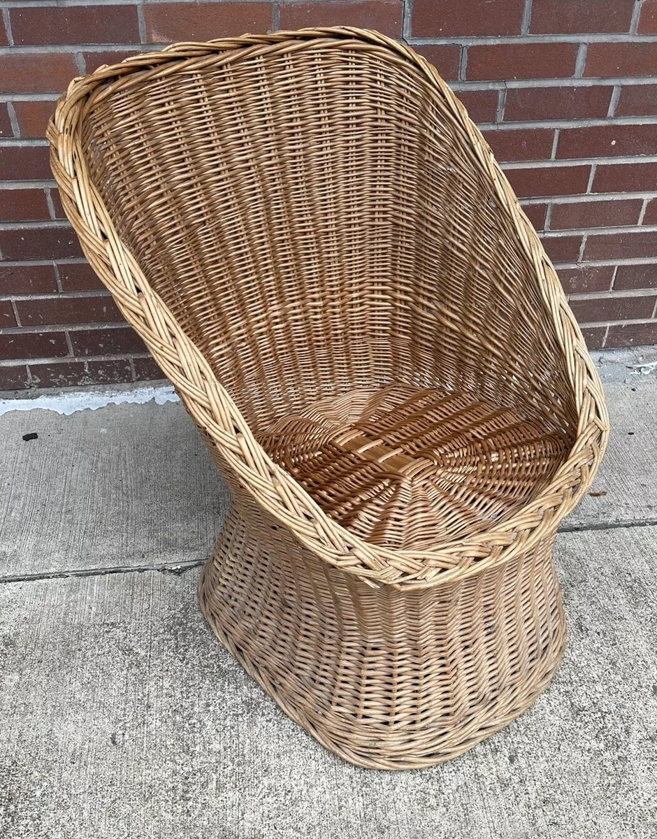 Wicker barrel 2024 chair vintage