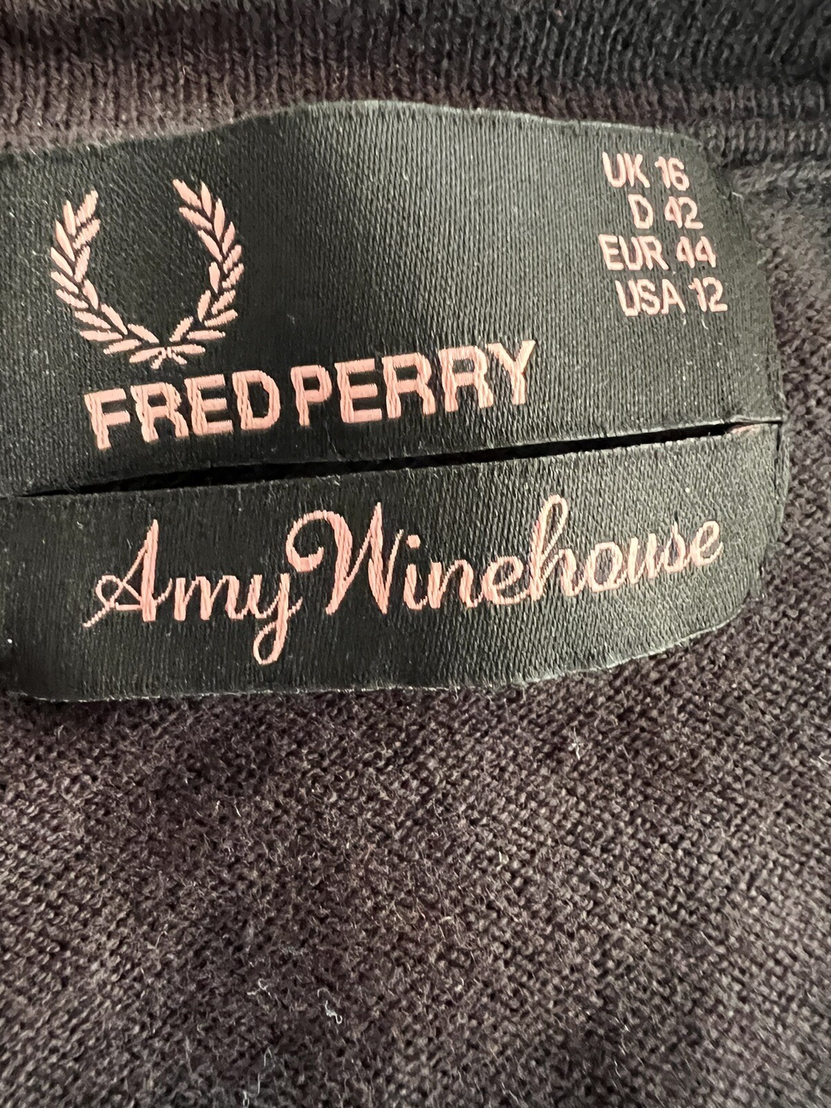 FRED PERRY x AMY WINEHOUSE Blue Black Gingham Check V Neck Boxy Crop Jumper 16 image 2