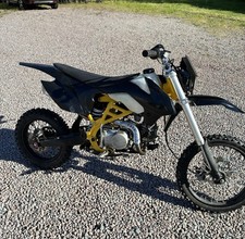 BRZ Zuumav 125cc Dirt bike Black