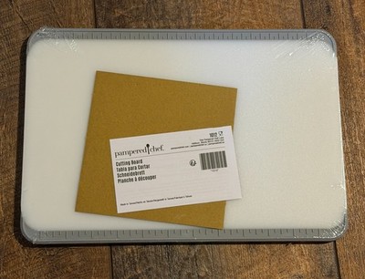 NEW Pampered Chef 1012 Cutting Board 9'' x 13'' Dishwasher-Safe Nonslip Edges