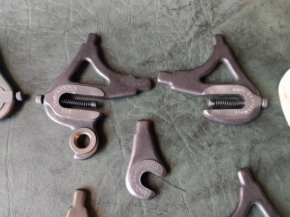 LOTE DE PUNTEROS CAMPAGNOLO VINTAGE NUEVO + CAPÓS DE FRENO + PUNTEROS SUNTOUR SUPERBE PRO Foto 4 de 4