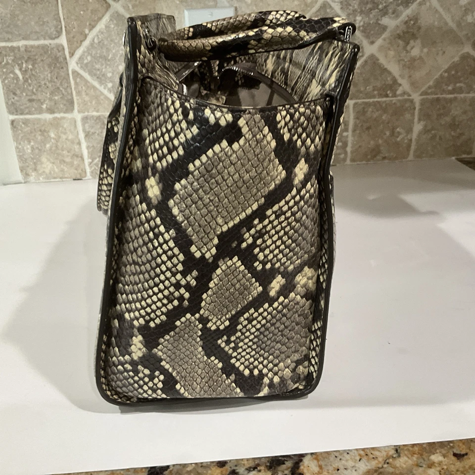 BOLSO MICHAEL KORS TINA PITÓN NATURAL/PIEL DE SERPIENTE CUERO EN RELIEVE PRECIOSO Foto 4 de 4