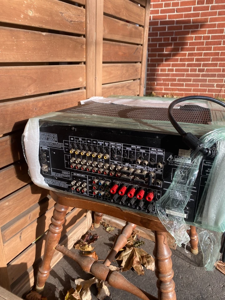 Harman Kardon AVR 7000 Home Theater Receiver-5.1 Channel Dolby Digital Black - Image 2 of 4