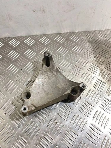 AUDI A6 Avant 4F5, C6 Klimakompressorhalterung 06E260835C 3.20 Petrol 34861636