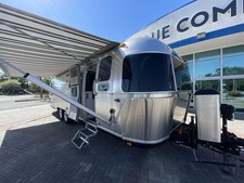 2021 Airstream Classic 30RBT