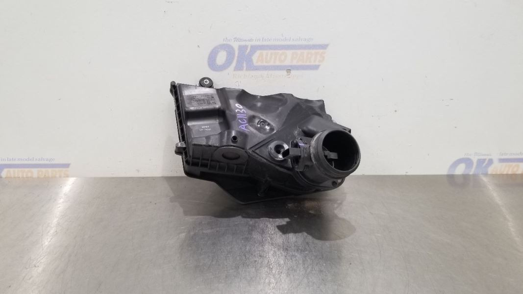 Bentley Continental GT Left Air box top P/N 3W0129601G