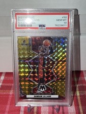 2021-22 Panini Mosaic - Damian Lillard Gold /10 PSA 10