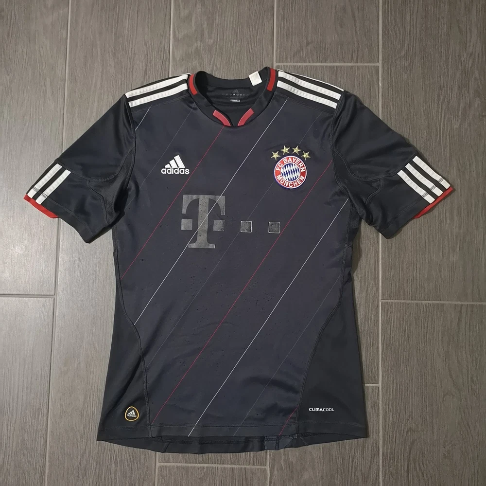 Vintage Retro 2010/11 Robben 10 FCB FC Bayern München Trikot Größe: S Adidas