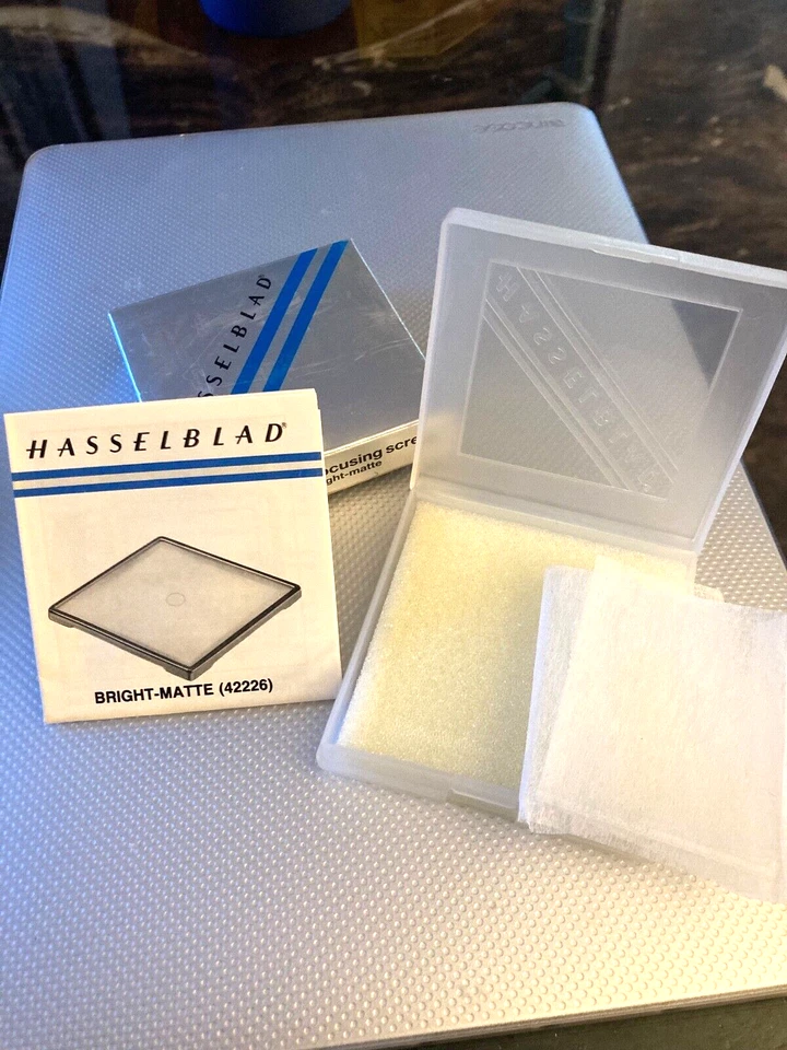 Hasselblad Screen - Image 3 of 4