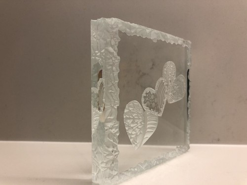 Polly Gessell Art Glass Paperweight Vintage Hearts Glass Block Signed From 70 - Picture 1 of 13