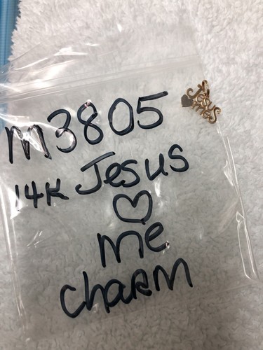 Jesus Loves Me Heart 14K Gold Pendant Charm - Picture 7 of 7