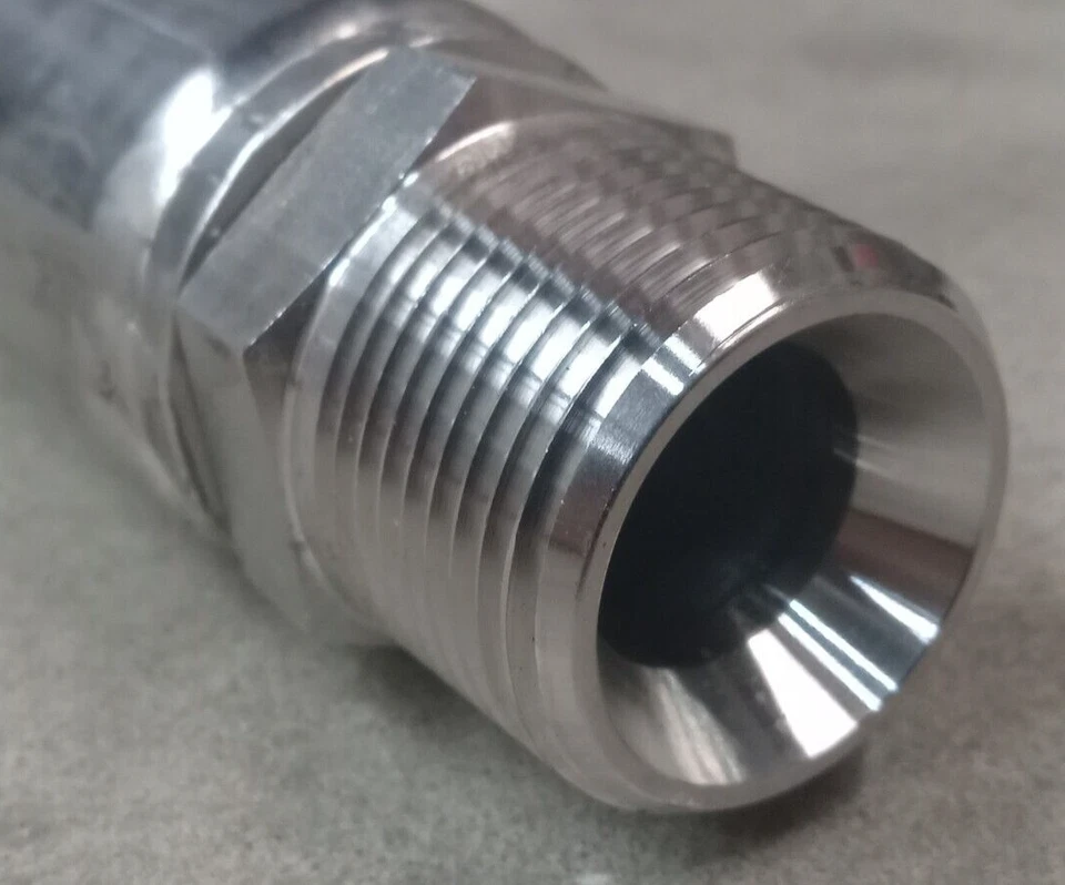 GATOR FLAME RESISTANT HYDRAULIC HOSE 1" FITTINGS 51" 2500 PSI 3Q/2016 - Image 2 of 4