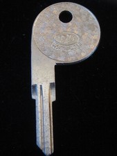 SP6 Key Blank ALFA ROMEO ALFETTA Door 1976-80 (1 of 3), MASERATI 1983-1990 Trunk