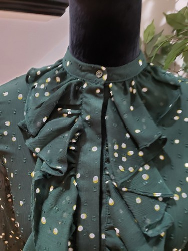 H&M Women Green Polka Dot 100% Polyester Ruffle Long Sleeve Top Blouse Size 2 - Picture 2 of 10