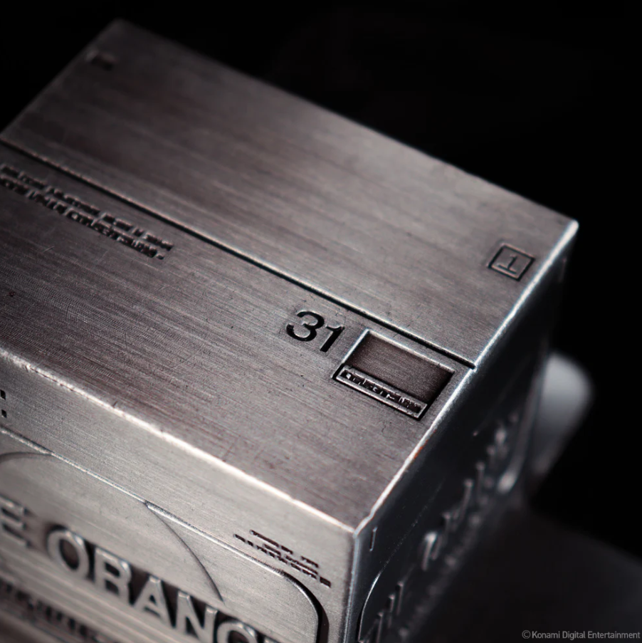 Metal Gear Solid 2 Replica Cardboard Box The Orange Metal Box
