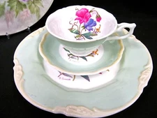 George Jones tea cup and saucer trio painted artist signed sweet pea Teacup set 