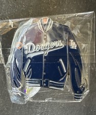 Los Angeles Dodger Pins 76- Set Of 7 Pins And Collectibles.