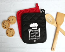 Custom Pot Holder Mitt "My cooking is so awesome even the smoke ", Kitchen Gift
