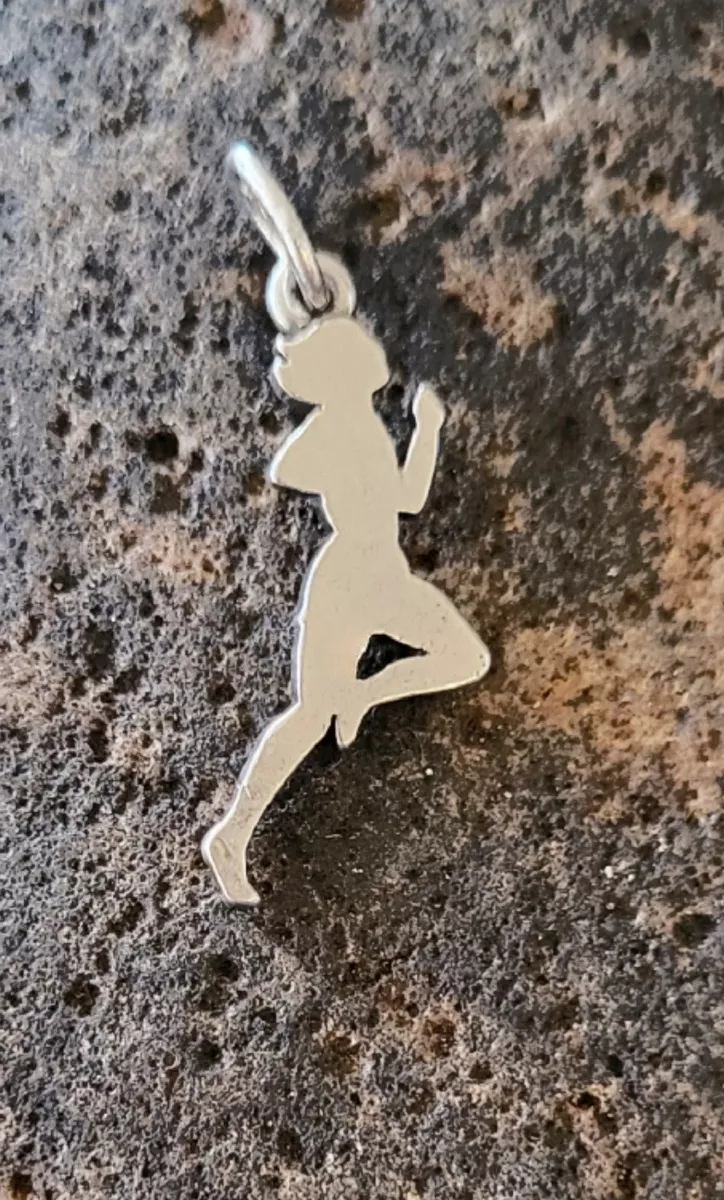 James avery running best sale charm